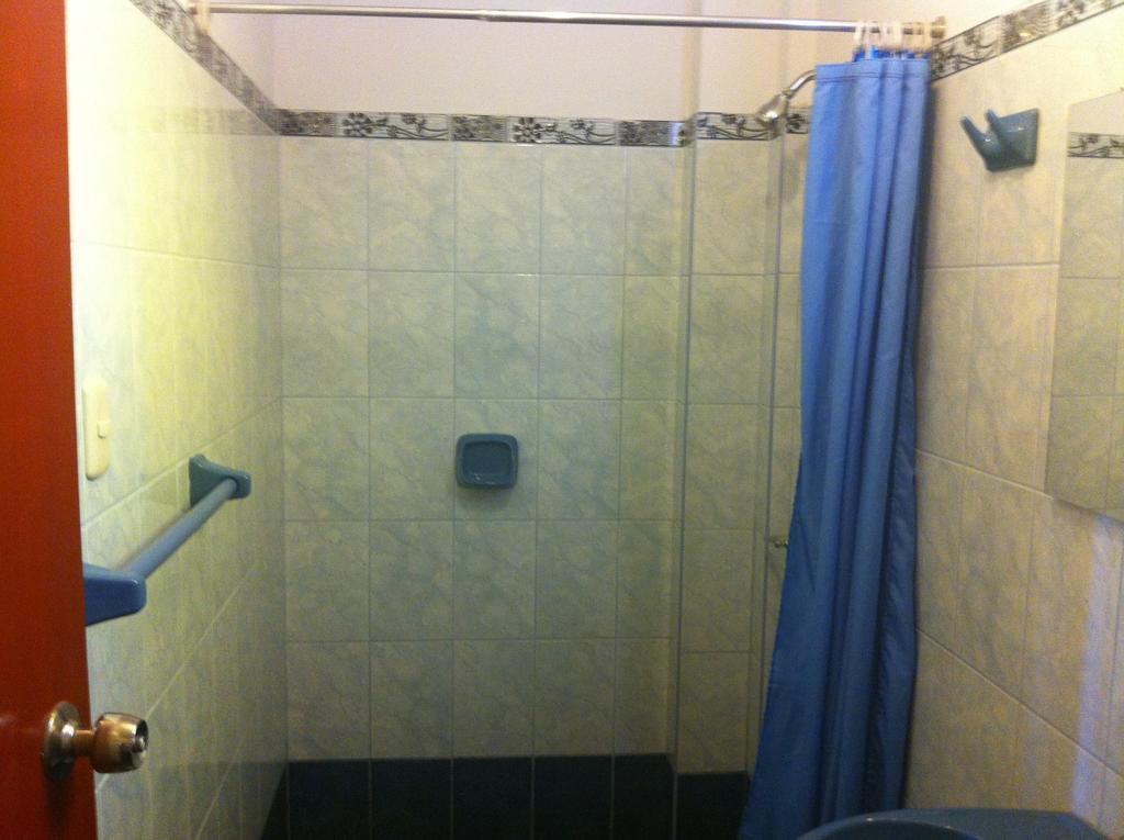 Hostal Tres Mascaras Аякучо Номер фото