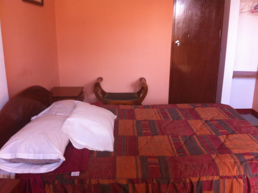 Hostal Tres Mascaras Аякучо Экстерьер фото