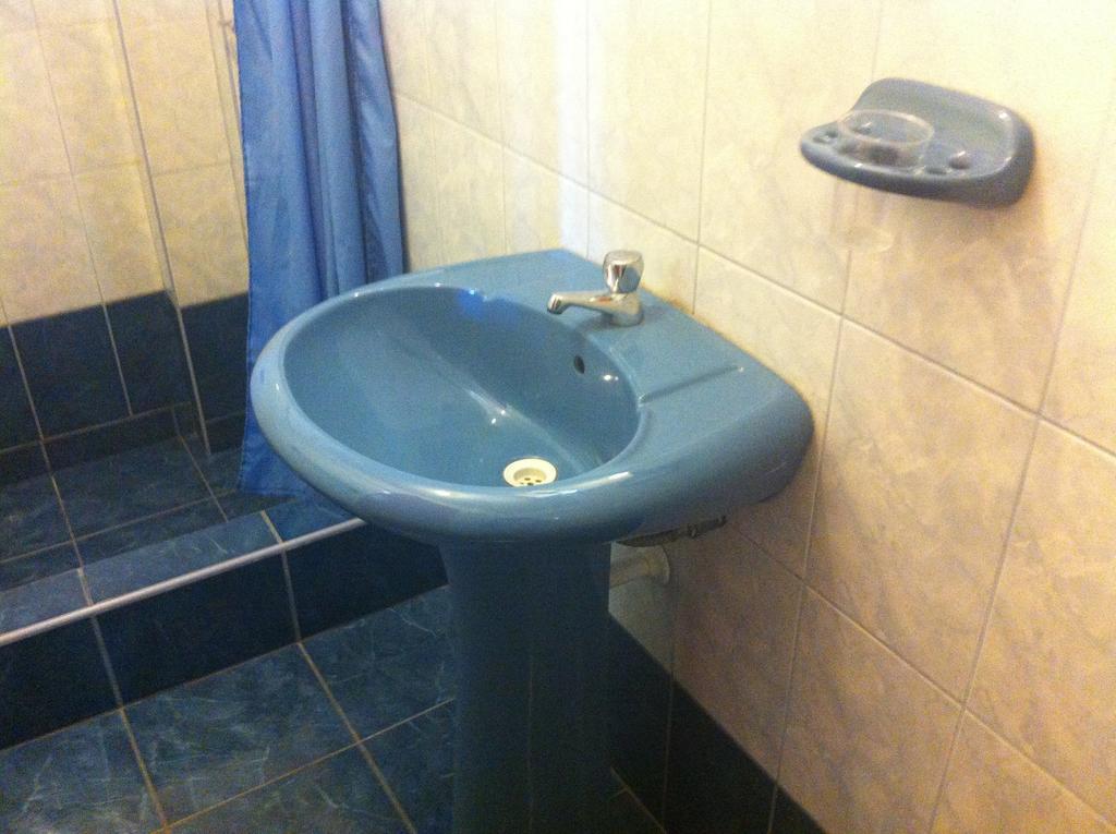 Hostal Tres Mascaras Аякучо Экстерьер фото